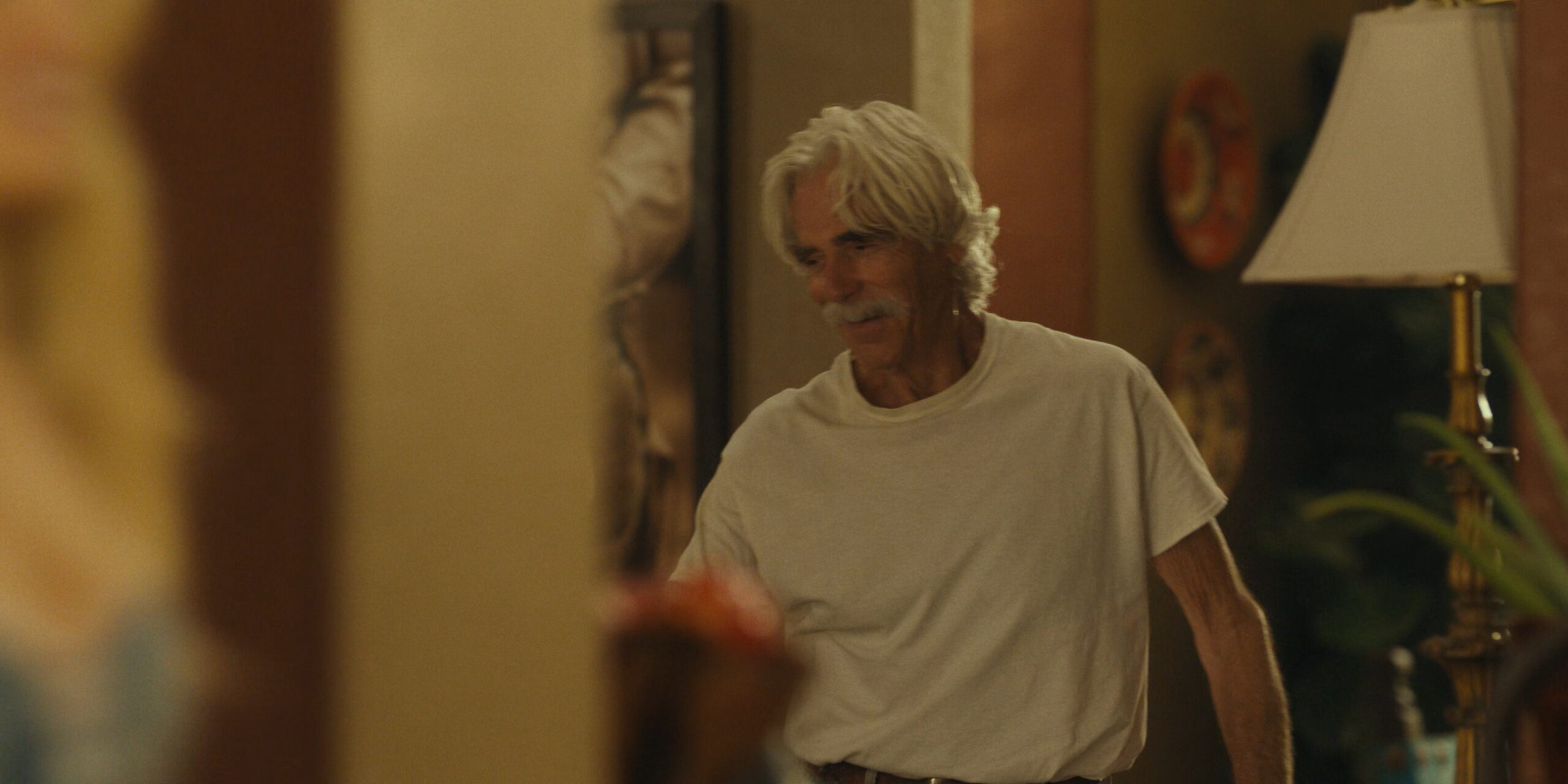 Tommy's father, T.L. Norris, played by Sam Elliott